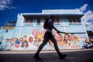 BIB: 
                            <button type="button" onclick="openModal(21898110)" class="btn btn-primary btn-sm float-right btn-popup" data-toggle="modal" data-target=".modal-high-quality">
                        <i class="fas fa-shopping-cart"></i> Add to Cart
                    </button>
                                            <button type="button" onclick="isThisMe(21898110, true)" class="btn btn-success btn-sm float-right btn-popup btn-isme hidden" data-toggle="tooltip" data-placement="bottom" title="นี่คือรูปของคุณใช่ไหม คลิกที่นี่เพื่อเอาเข้าอัลบั้ม">
                        <i class="fas fa-plus"></i> Add to album
                    </button>
                    <button type="button" onclick="isThisMe(21898110, false)" class="btn btn-warning btn-sm float-right btn-popup btn-isnotme hidden">
                        <i class="fas fa-ban"></i> Remove from album
                    </button>